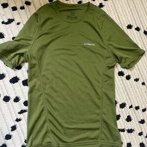 Patagonia Men's Olive Short Sleeve Tee